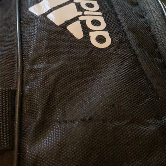 Adidas Black Overnight Sports Gym Duffel Bag - Picture 6 of 6